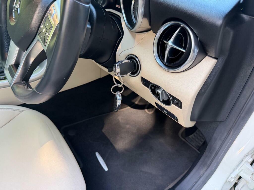 Mercedes-Benz SLK 2.1 Slk250 Cdi Blueefficiency Amg Sport G-tronic White #36