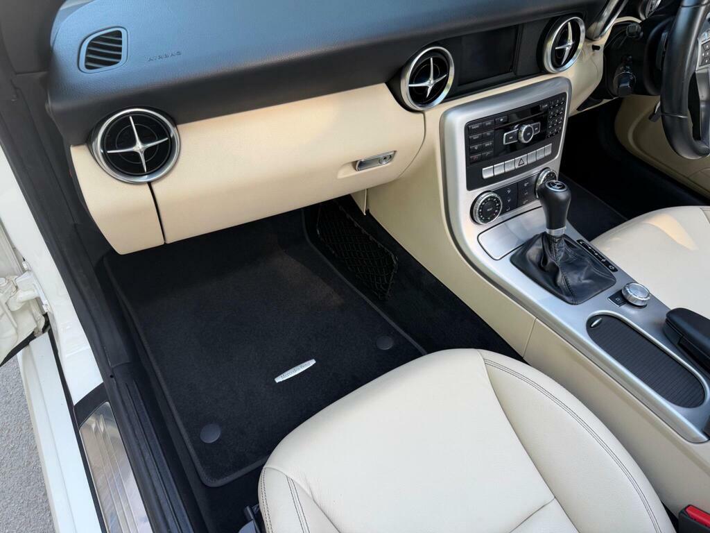 Mercedes-Benz SLK 2.1 Slk250 Cdi Blueefficiency Amg Sport G-tronic White #28
