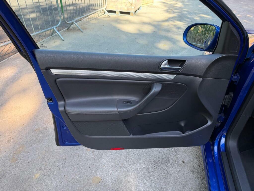 Volkswagen Golf Hatchback Green #38