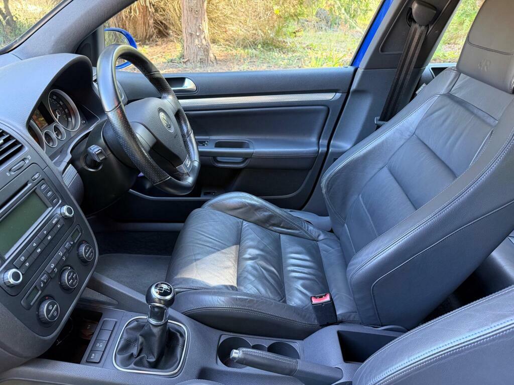 Volkswagen Golf Hatchback Green #20