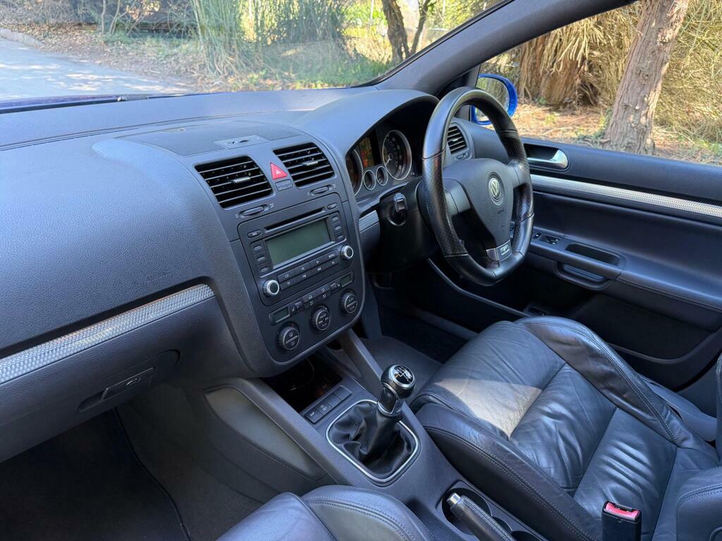 Volkswagen Golf Hatchback Green #23