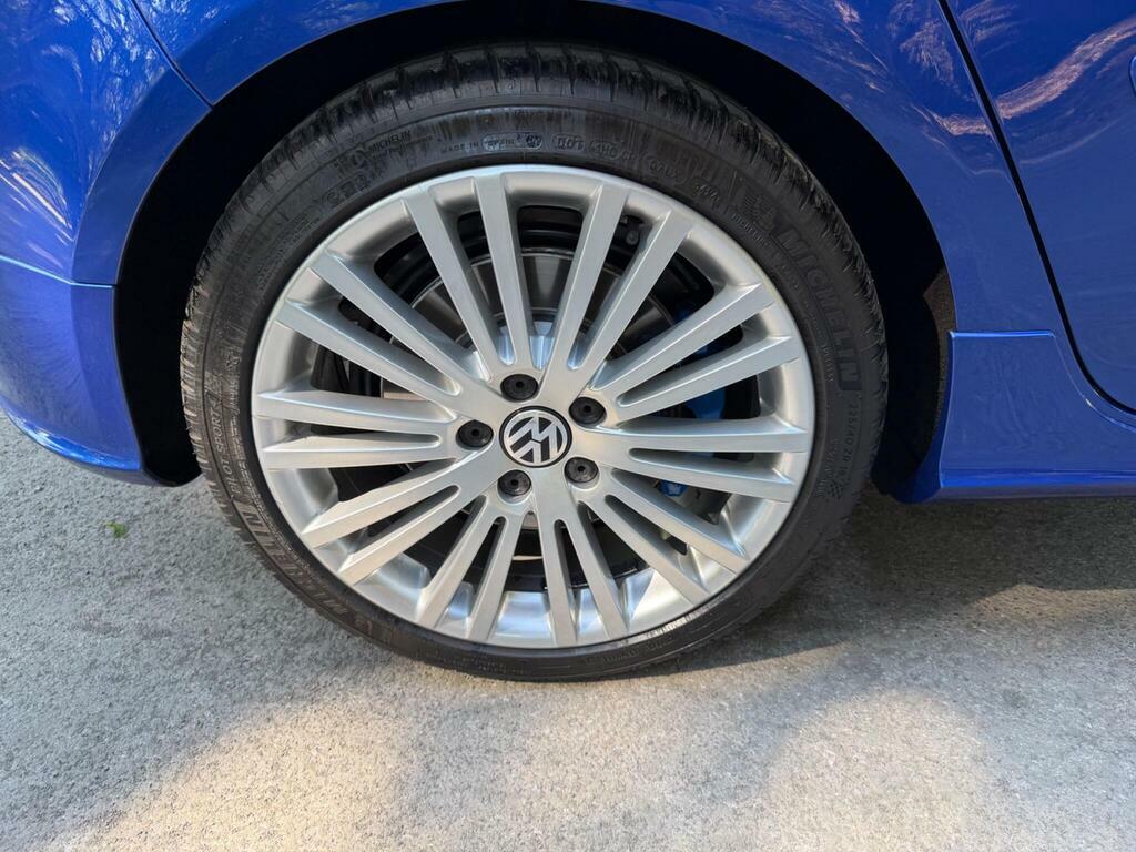 Volkswagen Golf Hatchback Green #44