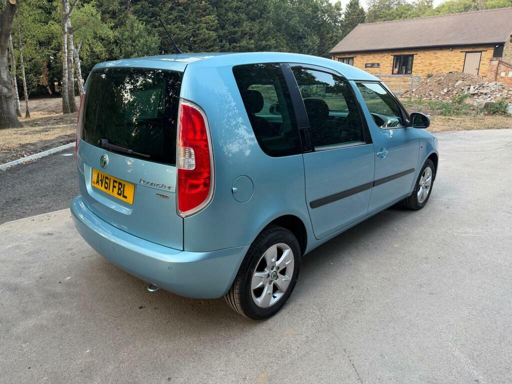 Skoda Roomster Mpv Red #13