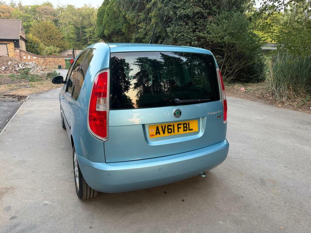 Skoda Roomster Mpv Red #9