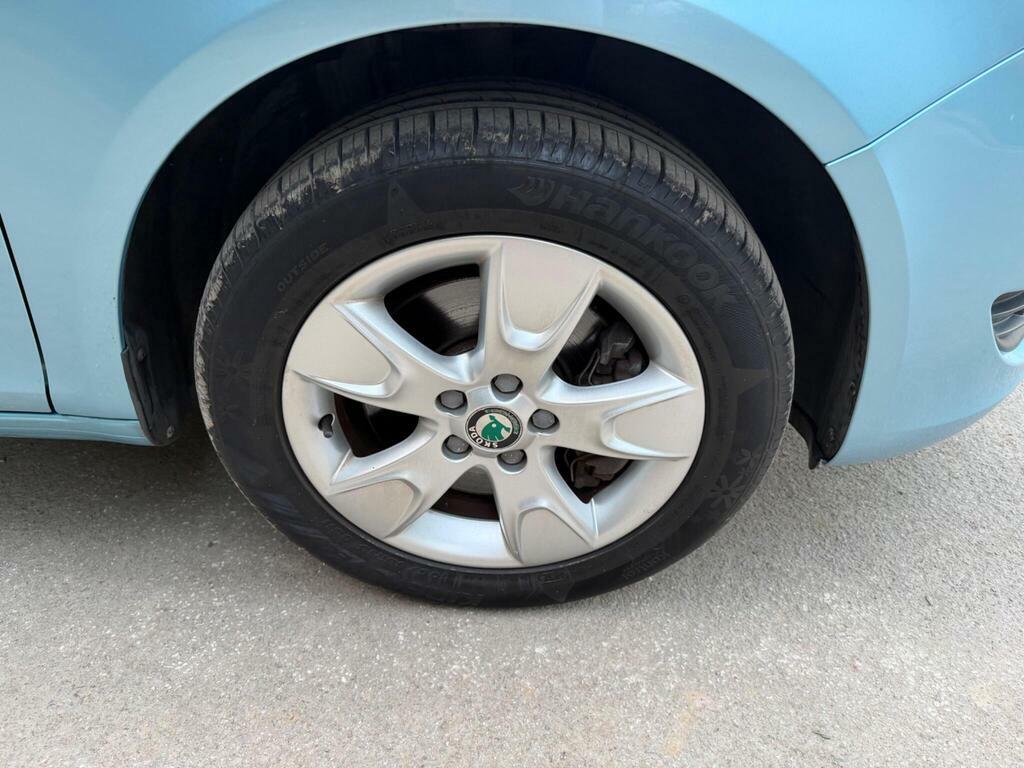 Skoda Roomster Mpv Red #21