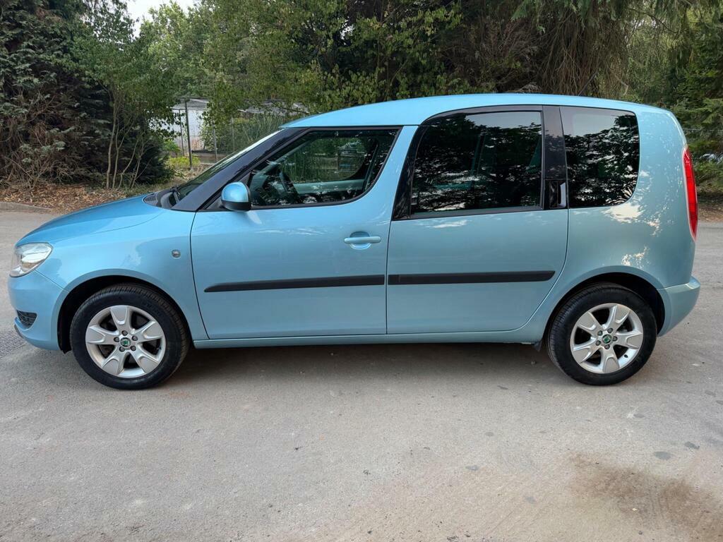 Skoda Roomster Mpv Red #8