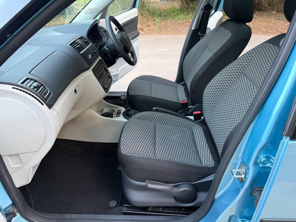 Skoda Roomster Mpv Red #44