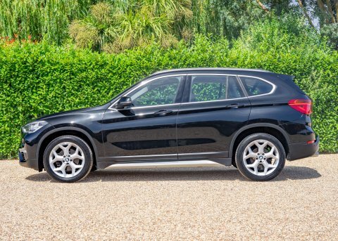 BMW X1 1.5 X1 Sdrive Black #4