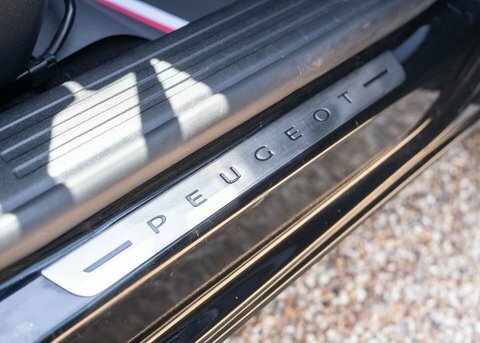 Peugeot e-2008 Gt Blue #25