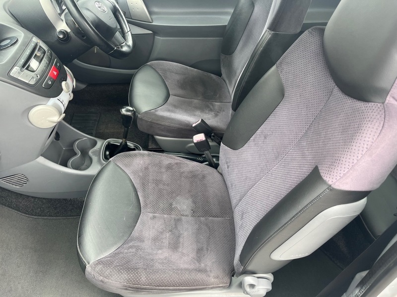 Toyota Aygo Hatchback Silver #18