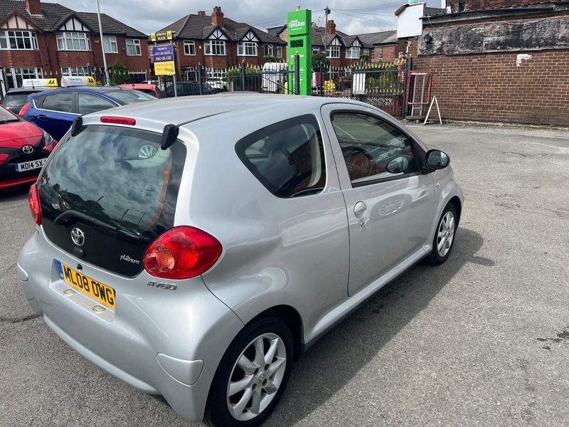 Toyota Aygo 1.0 Vvt-i Platinum Hatchback Silver #5