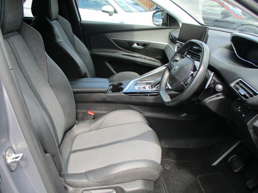Peugeot 5008 1.5 Bluehdi Allure Premium Suv Eat Euro Grey #2