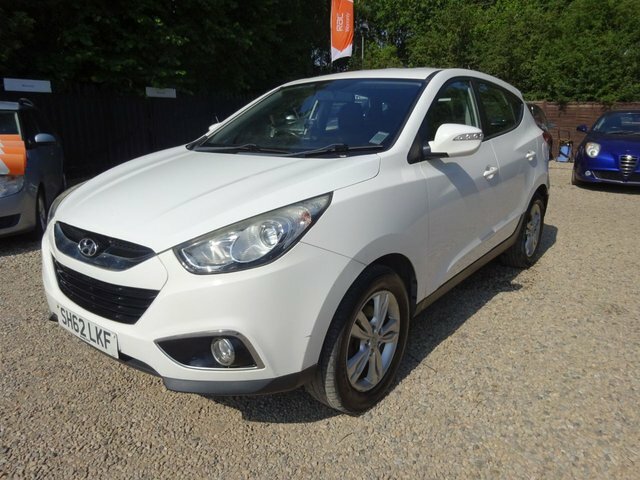 Hyundai Ix35 1.6 Gdi Style Suv White #5