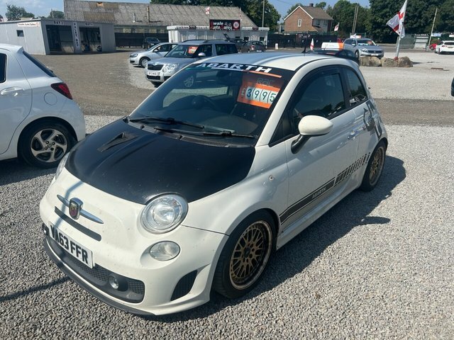 Abarth 500 1.4 T-jet Hatchback White