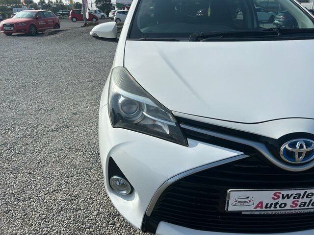 Toyota Yaris 1.5 Vvt-h Icon Hatchback NV17SOA White #4