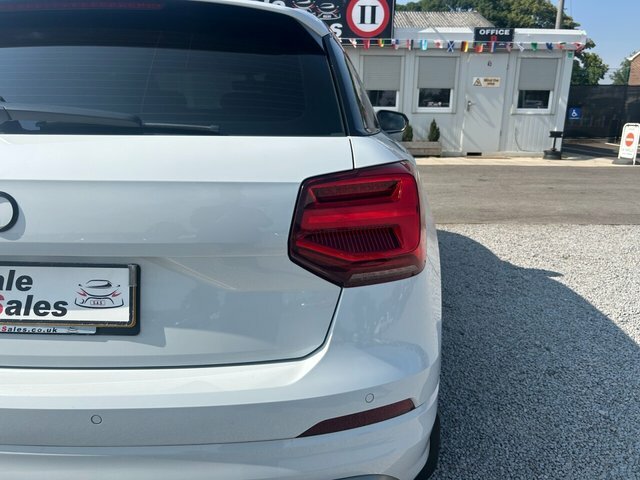 Audi Q2 1.4 Tfsi Cod S SK17OVL White #5