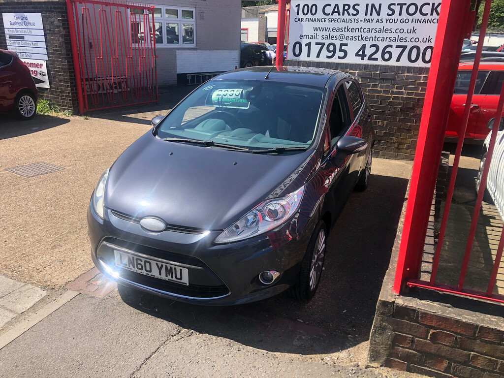 Ford Fiesta 1.6 Tdci Dpf Titanium Hatchback Grey #3