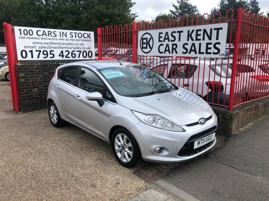 Ford Fiesta 1.4 Zetec Hatchback 154 G Km Silver