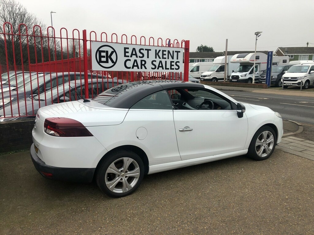 Renault Megane 1.9 Dci 130 Dynamique Tomtom White #6