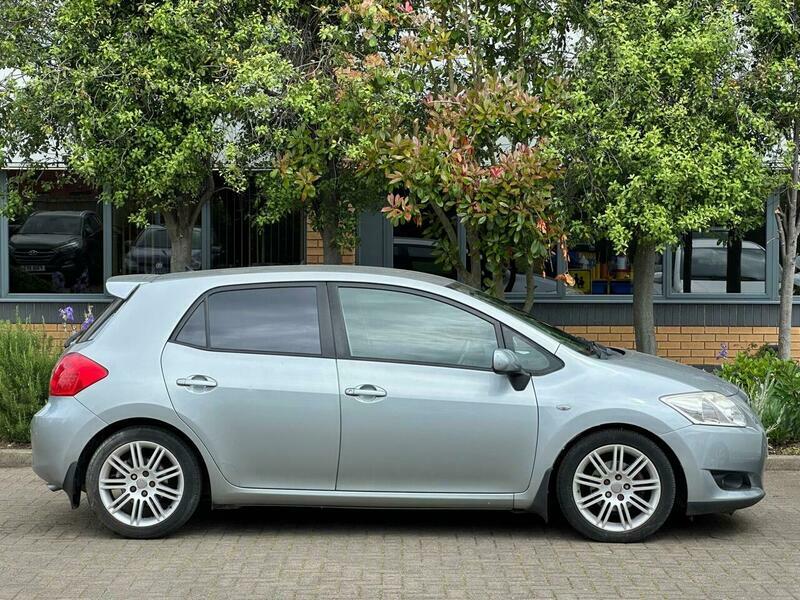 Toyota Auris 1.6 Vvt-i Sr Silver #3