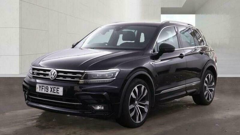Volkswagen Tiguan 2.0 Tdi R-line Dsg YF19XEE Black #2