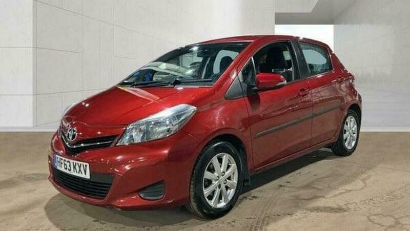 Toyota Yaris 1.33 Dual Vvt-i Tr Red #2