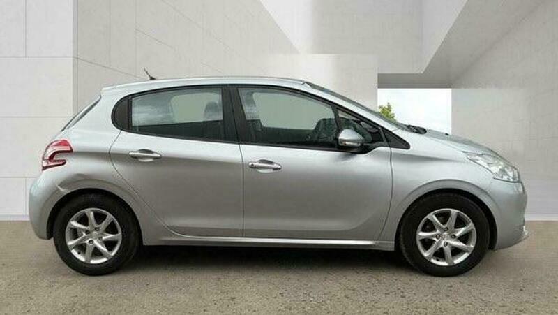 Peugeot 208 1.2 Vti Active Euro Silver #6