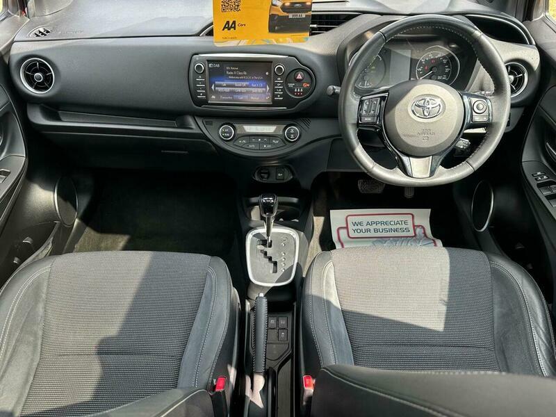 Toyota Yaris 1.5 Vvt-h Excel E-cvt DE67RKZ Red #5