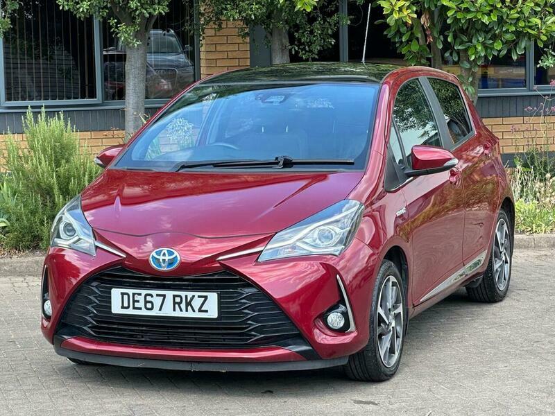 Toyota Yaris 1.5 Vvt-h Excel E-cvt DE67RKZ Red #4