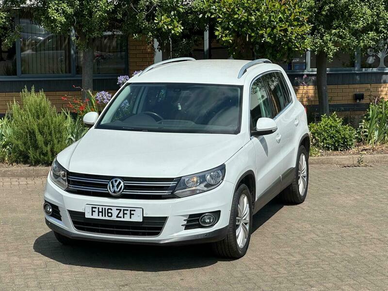 Volkswagen Tiguan 2.0 Tdi Bluemotion Tech FH16ZFF White #5