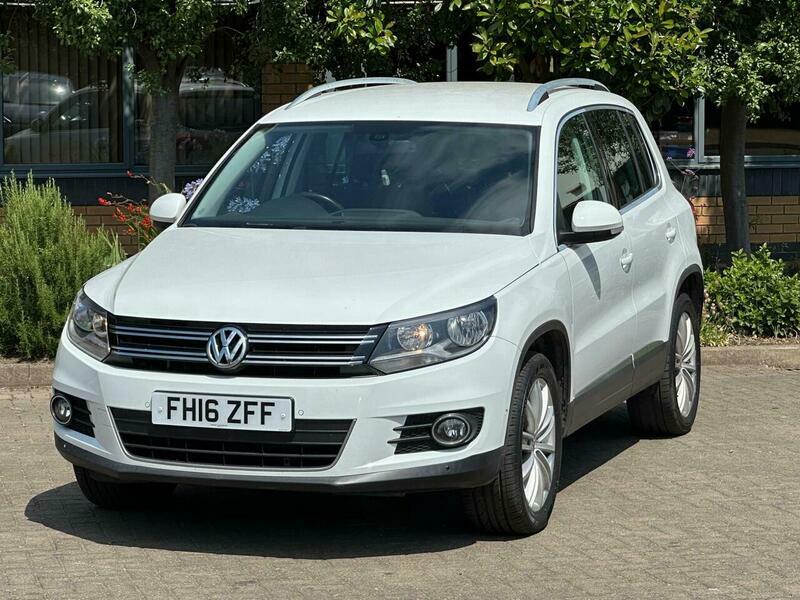 Volkswagen Tiguan 2.0 Tdi Bluemotion Tech FH16ZFF White #4