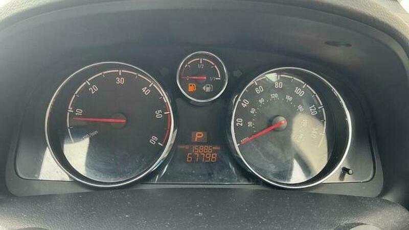 Vauxhall Antara Hatchback Black #9