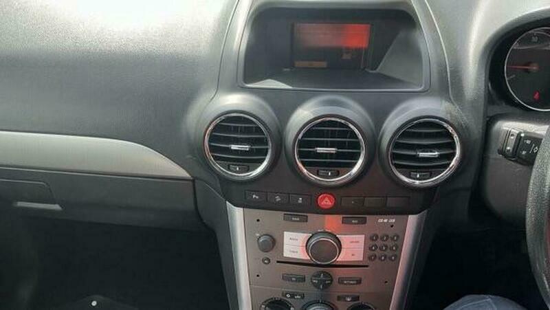 Vauxhall Antara Hatchback Black #8
