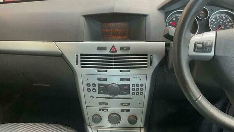 Vauxhall Astra 1.6I 16V Sxi 115 Gogo Moto Car Silver #12
