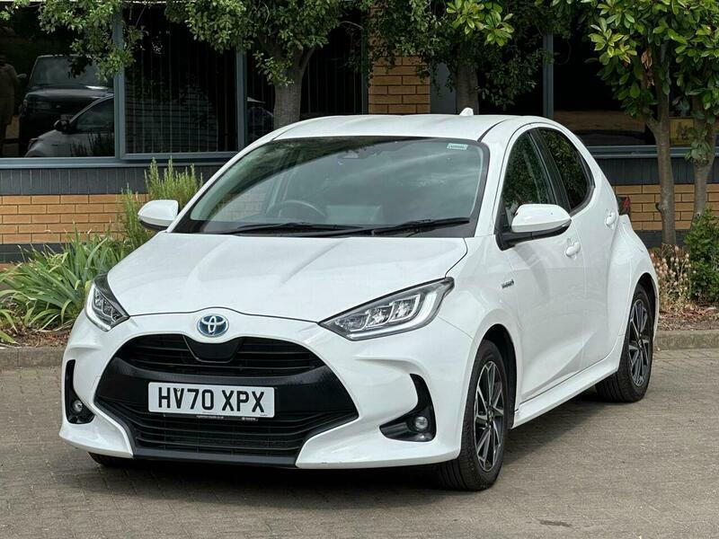 Toyota Yaris 1.5 Vvt-h Design E-cvt HV70XPX White #4