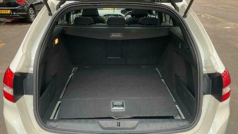 Peugeot 308 Allure Black #9