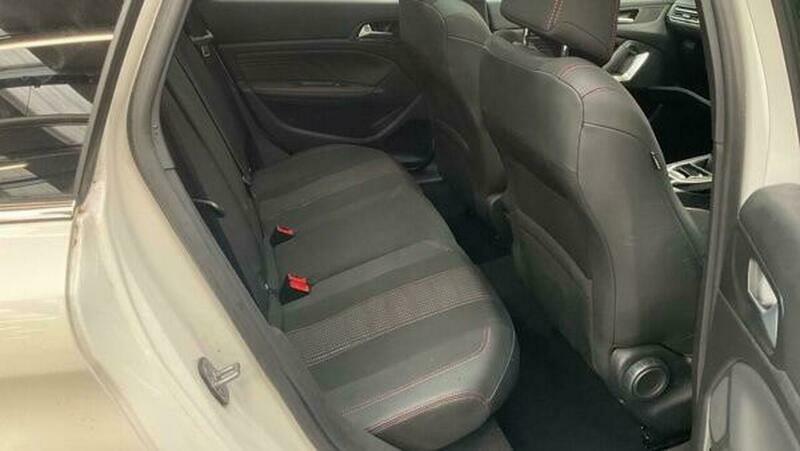 Peugeot 308 Allure Black #10