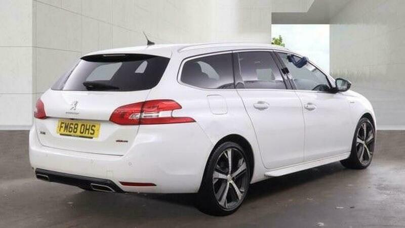 Peugeot 308 1.2 Puretech Gt Line White #4