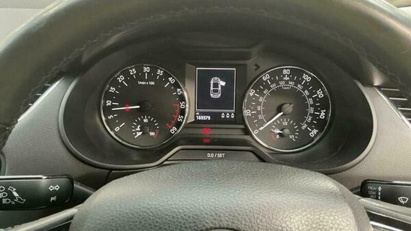 Skoda Octavia 1.6 Se Tdi Cr 104 Bhp Silver #10