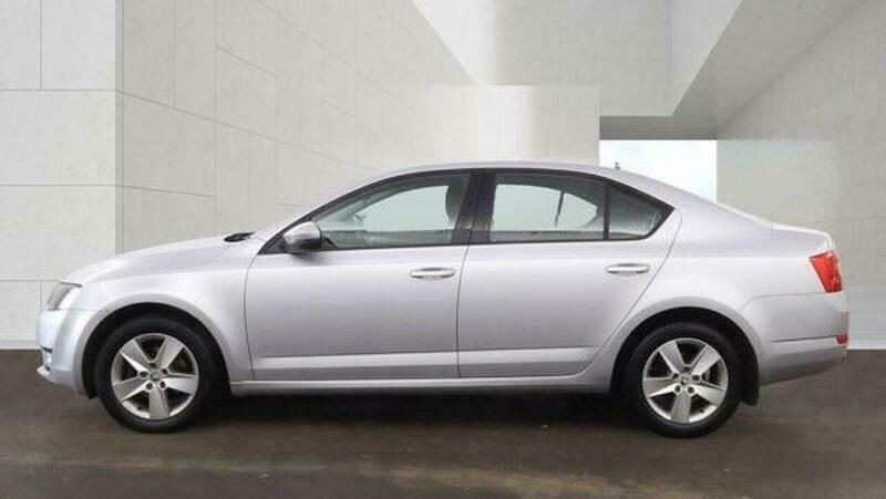 Skoda Octavia 1.6 Tdi Se Dsg Silver #6