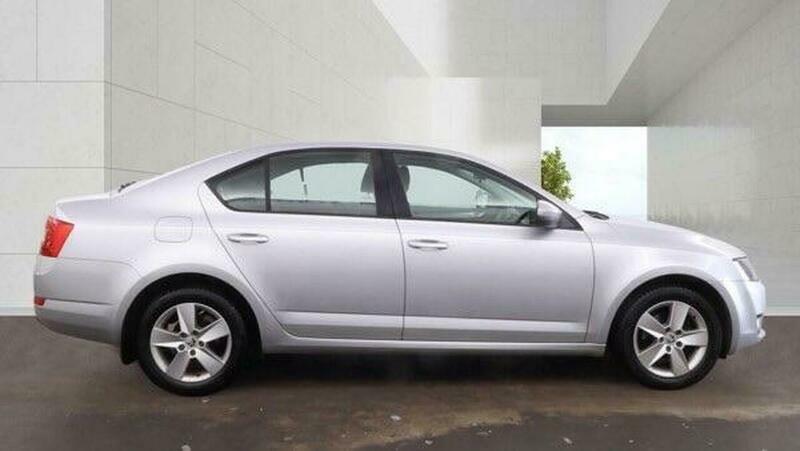 Skoda Octavia 1.6 Tdi Se Dsg Silver #5