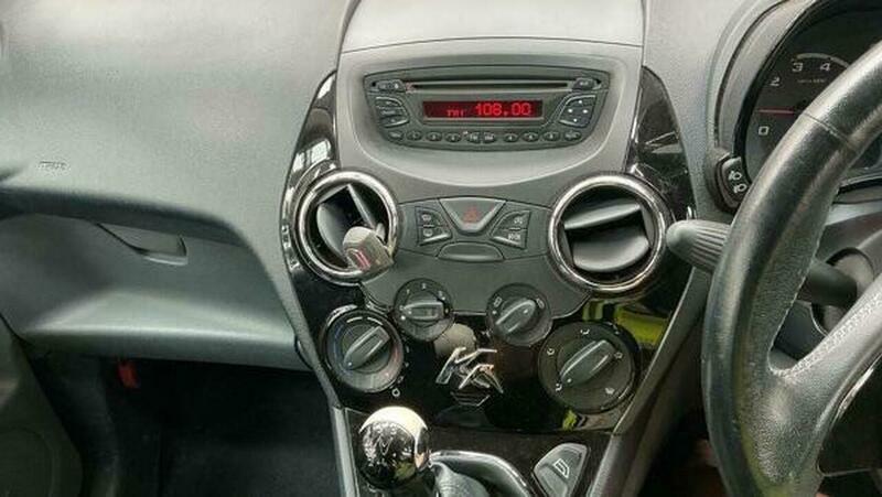 Ford KA 1.2 Zetec Euro 5 Ss Silver #13