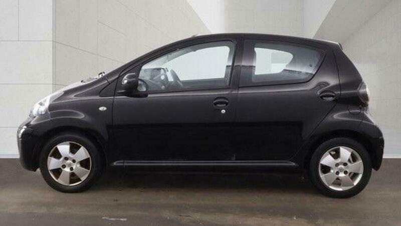 Toyota Aygo 1.0 Vvt-i Black Euro Black #6