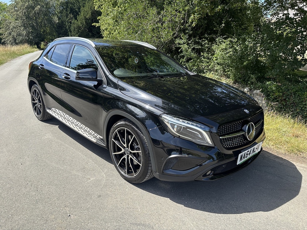 Mercedes-Benz GLA Class Gla 250 4Matic Sport U556649 Black #2
