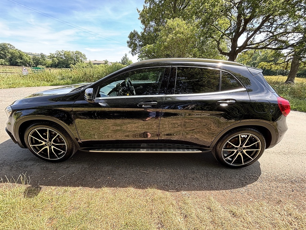 Mercedes-Benz GLA Class Gla 250 4Matic Sport U556649 Black #4