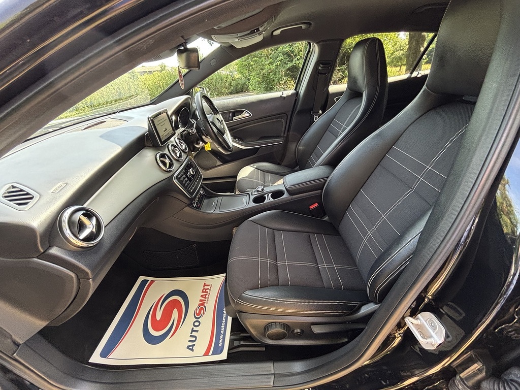 Mercedes-Benz GLA Class 200 Cdi Se Suv 7G-dct Euro 6 Ss 136 Silver #19