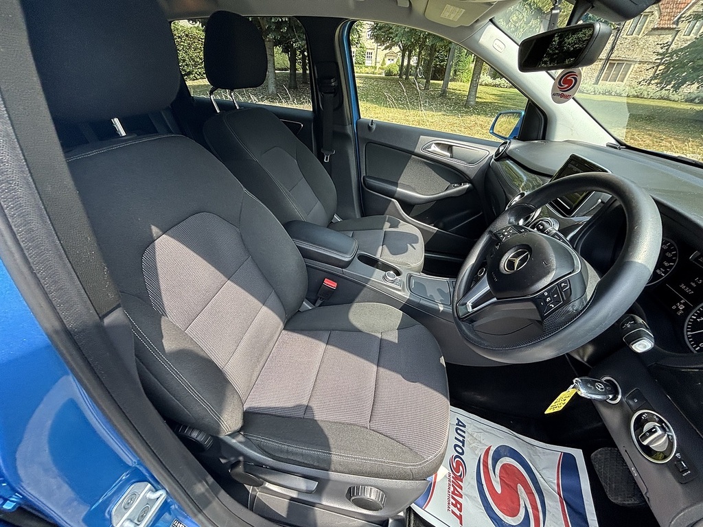 Mercedes-Benz B Class 1.8 Sport Mpv Euro 5 Ss 136 White #15