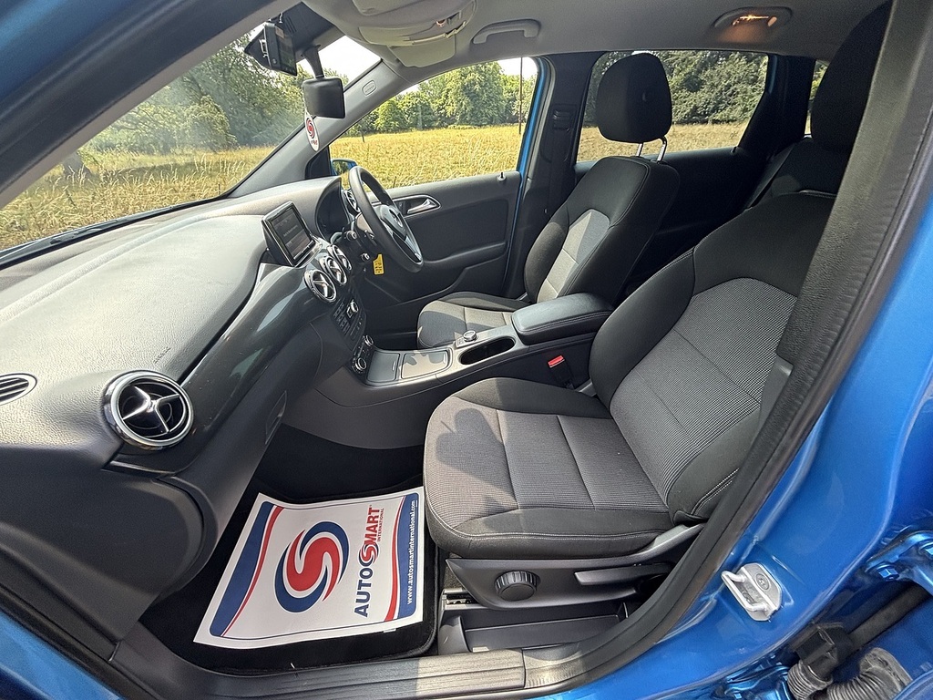 Mercedes-Benz B Class 1.8 Sport Mpv Euro 5 Ss 136 White #17