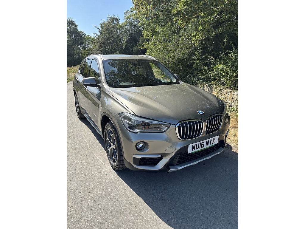 BMW X1 White #8