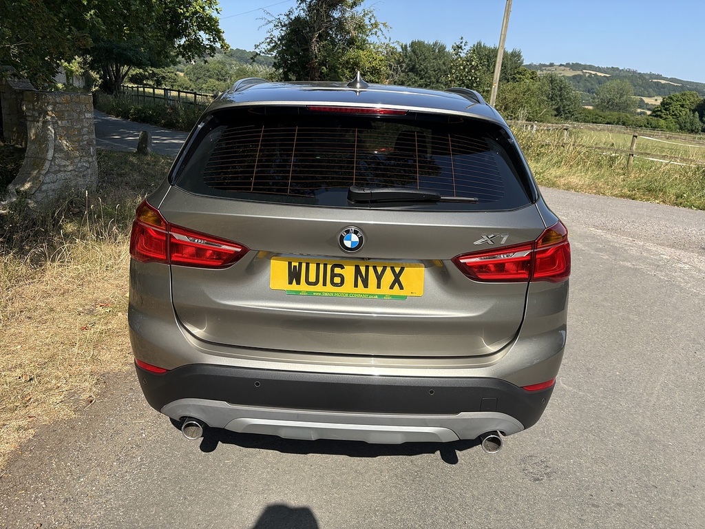 BMW X1 White #13